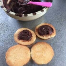 サクサク チョコサンドラングドシャ レシピ 作り方 By みさきらりんず 楽天レシピ サクサク チョコサンドラングドシャ レシピ 作り方 By みさきらりんず 楽天レシピ